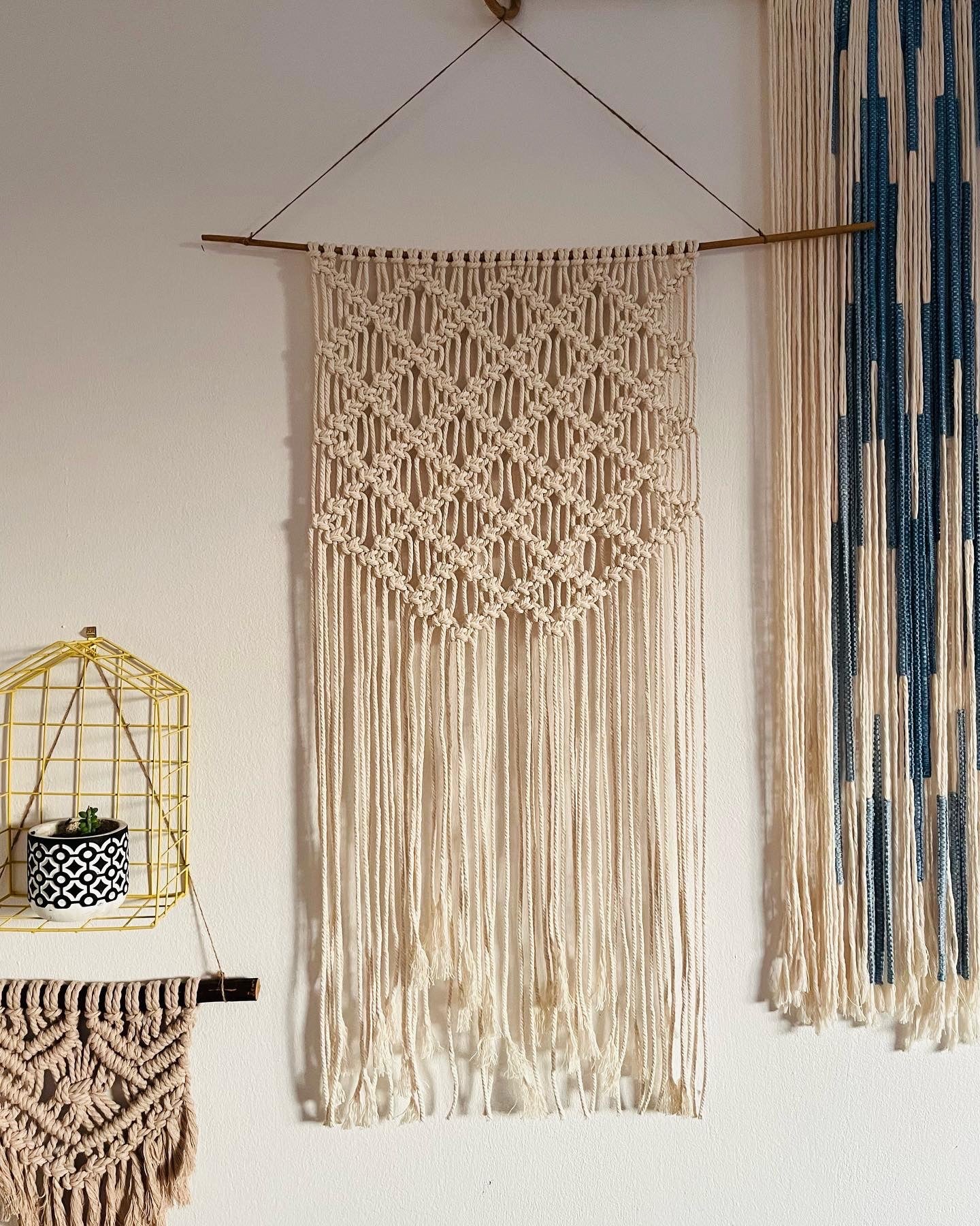 White Squares: Macramé wall hanging