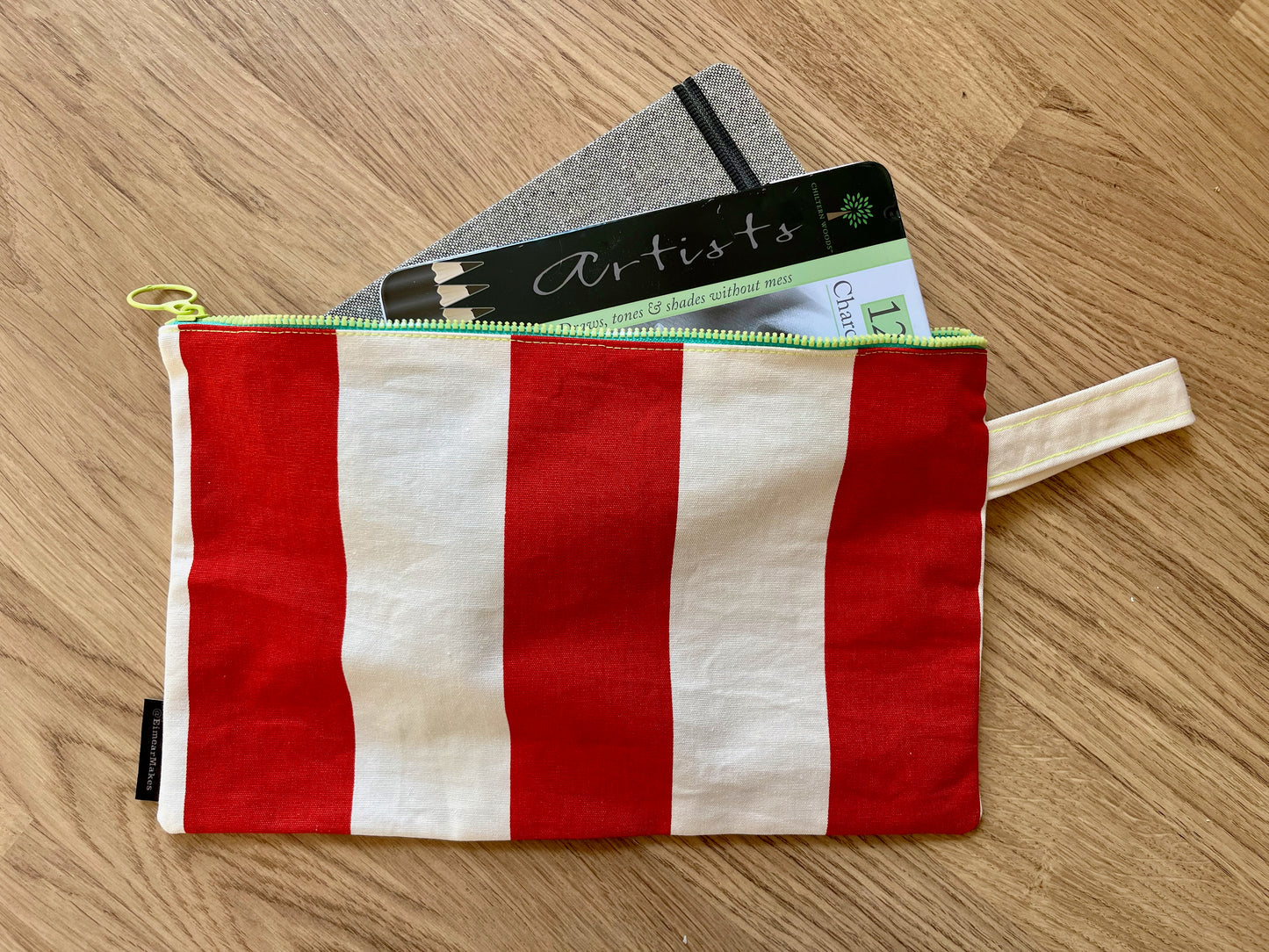 Red-white stripe cotton pouch